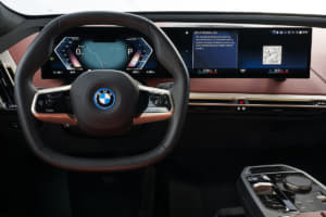 【画像】新型EV「iシリーズ」を続々市場投入！　BMWが電動化に邁進する「真の狙い」とは？ 〜 画像460