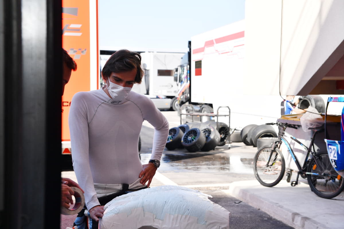 2021年ル・マン24時間レース参戦を目指すクルマ椅子ドライバーの青木琢磨。チームメイトにアルピーヌの空力エンジニアを迎えてヨーロピアン・ルマンに参戦