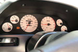 最新のクルマのメーター事情とマークの意味を徹底解説 Auto Messe Web カスタム アウトドア 福祉車両 モータースポーツなどのカーライフ情報が満載