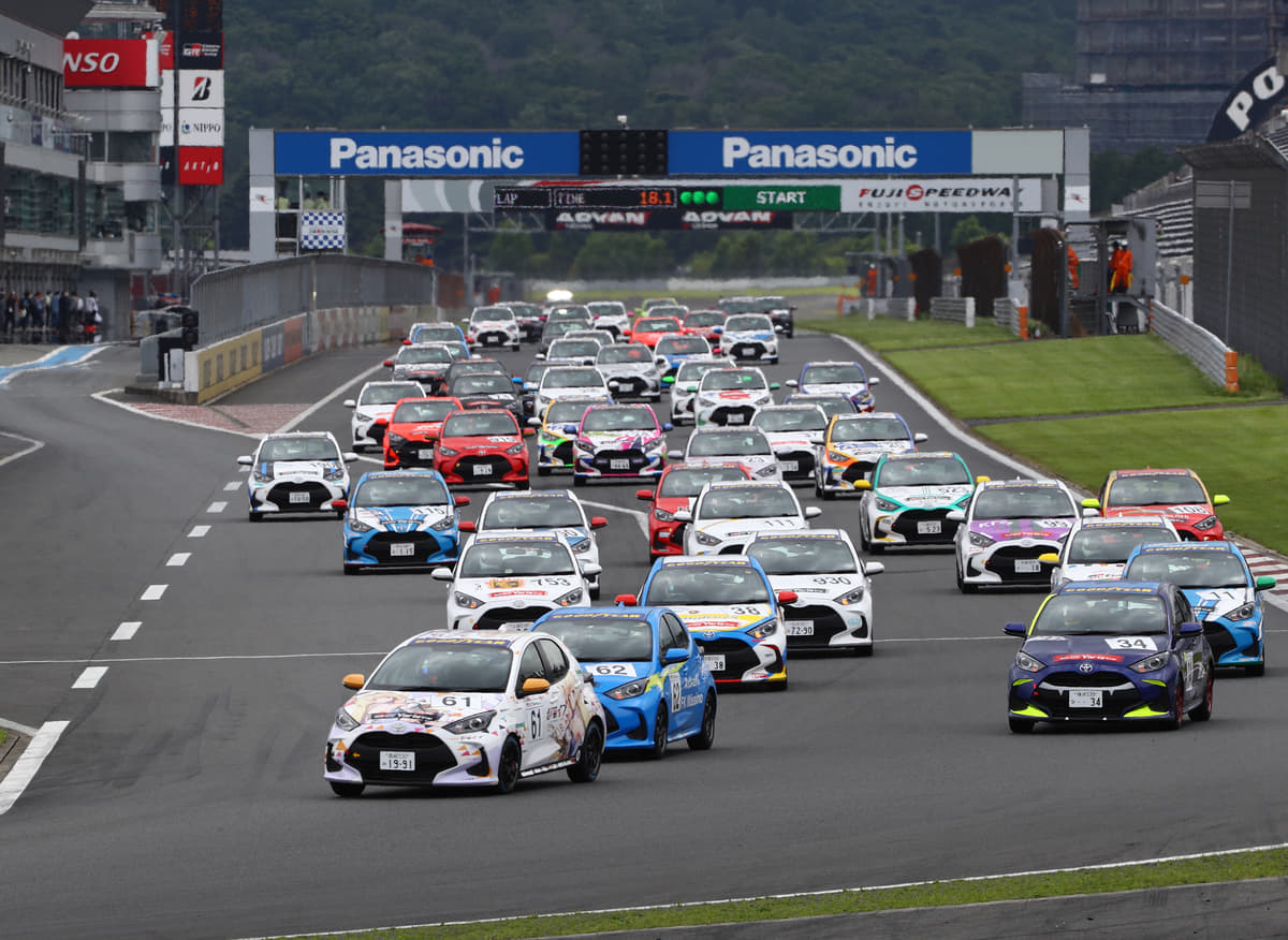 初戦は91台もエントリー ナンバー付きレース ヤリスカップ はなぜ魅力的なのか Auto Messe Web カスタム アウトドア 福祉車両 モータースポーツなどのカーライフ情報が満載