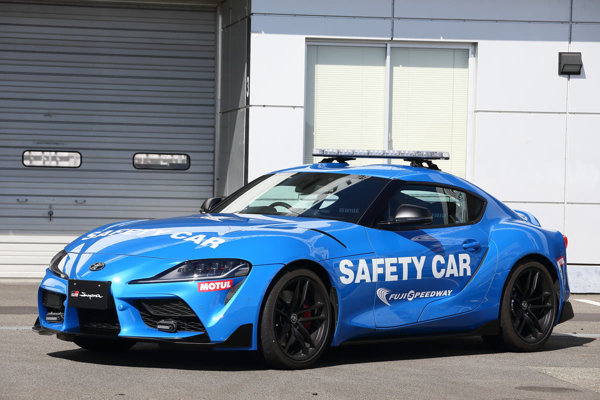 FSWセーフティカーのトヨタGRスープラ