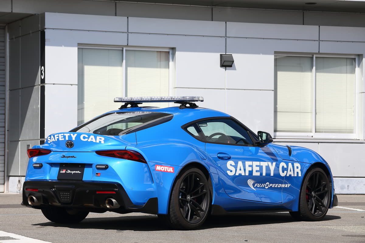 FSWセーフティカーのトヨタGRスープラ