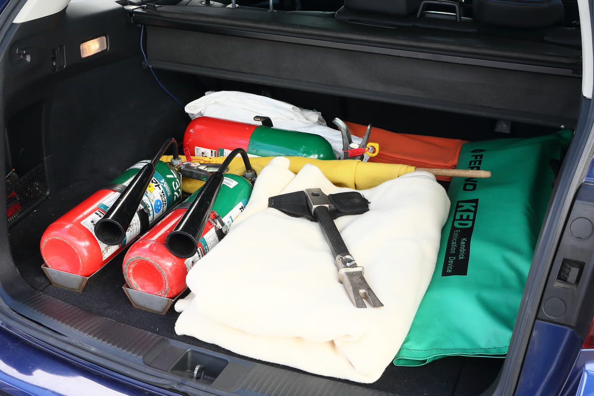 FSWファーストレスキューカーのスバル・レヴォーグ