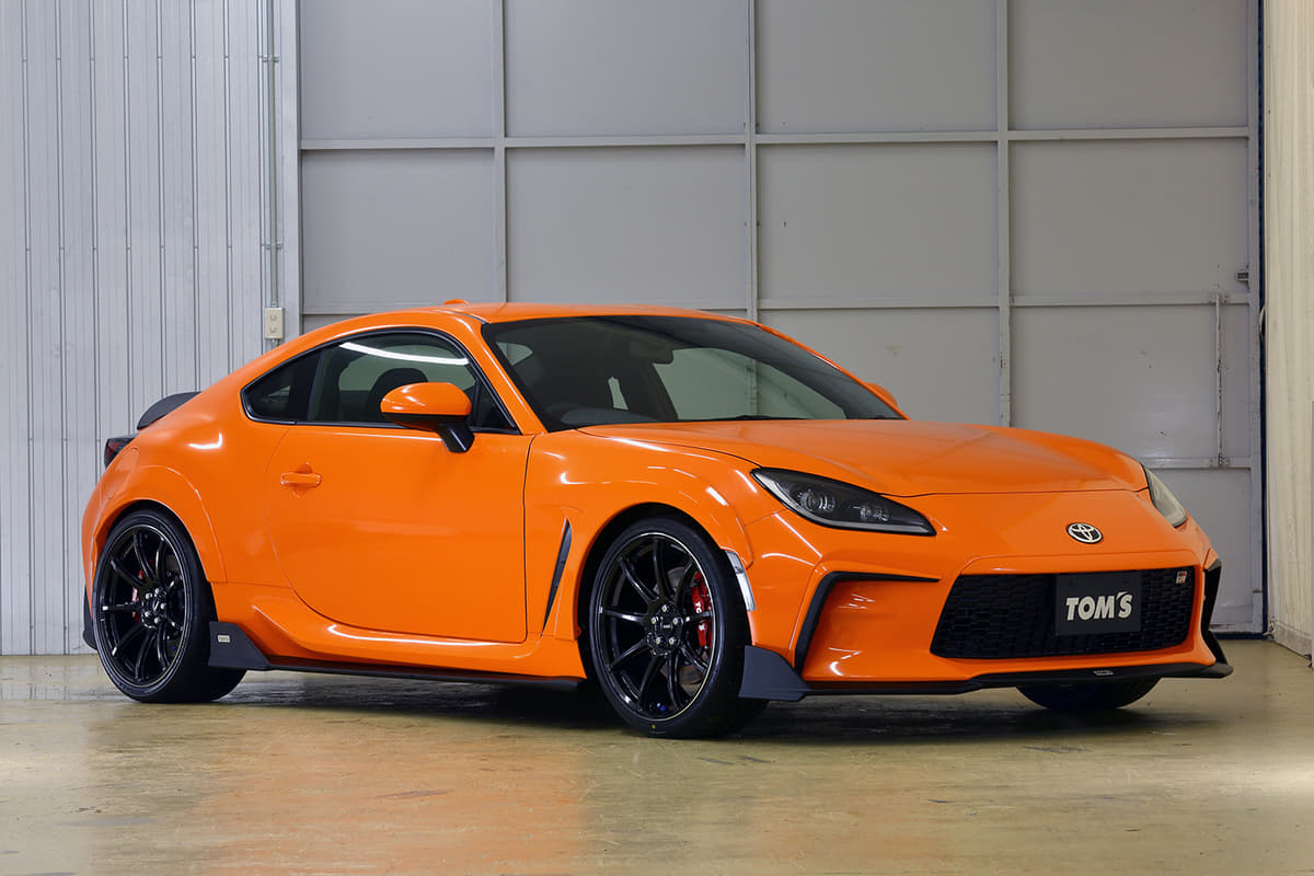 新型を速攻カスタマイズ 往年のte27オマージュの トムスgr86 初代デザイナーの力作 サードgr86 Auto Messe Web オートメッセウェブ カスタム アウトドア 福祉車両 モータースポーツなどのカーライフ情報が満載