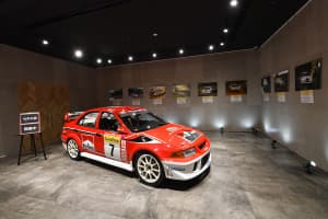【画像】WRC参戦のランエボVIを間近で見られるイベントが三菱本社ショールームで開催中！　テイクアウト専門カレーショップもオープン 〜 画像42
