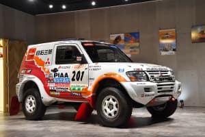【画像】WRC参戦のランエボVIを間近で見られるイベントが三菱本社ショールームで開催中！　テイクアウト専門カレーショップもオープン 〜 画像47
