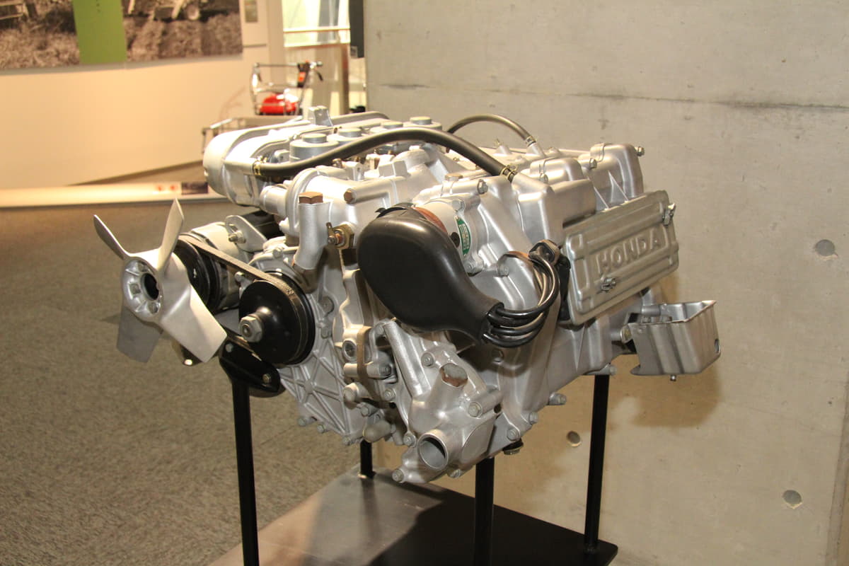 ホンダAK250Eエンジン