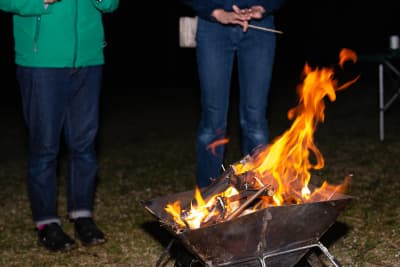 BBQと焚き火のイメージ