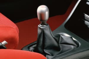 ナルディ に Momo 水中花 懐かしのド定番カスタム Mtシフトノブ交換 のトリビア Auto Messe Web カスタム アウトドア 福祉車両 モータースポーツなどのカーライフ情報が満載