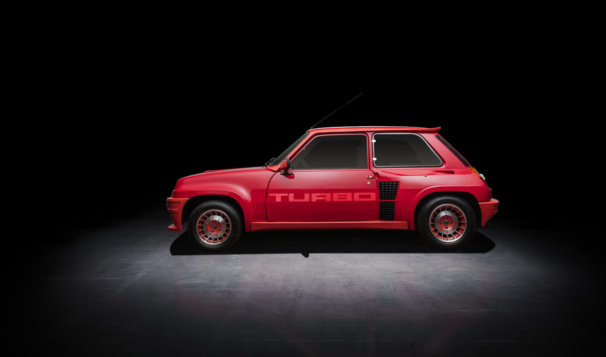 メーカー純正の 魔改造 ミッドシップ 大人気ないほど速かった ルノー5ターボ とは 画像5 Auto Messe Web カスタム アウトドア 福祉車両 モータースポーツなどのカーライフ情報が満載