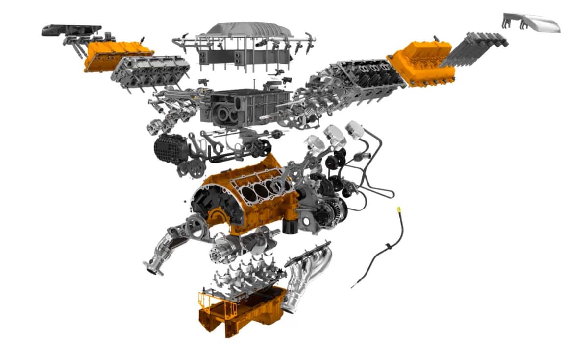 6.2L V8 OHC HEMIエンジン（カットモデル）