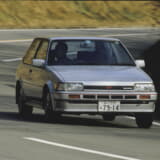 【画像】「AE86」はじめ名車揃い！　ニッポンを支えた立役者「歴代カローラ」の歩み 〜 画像59