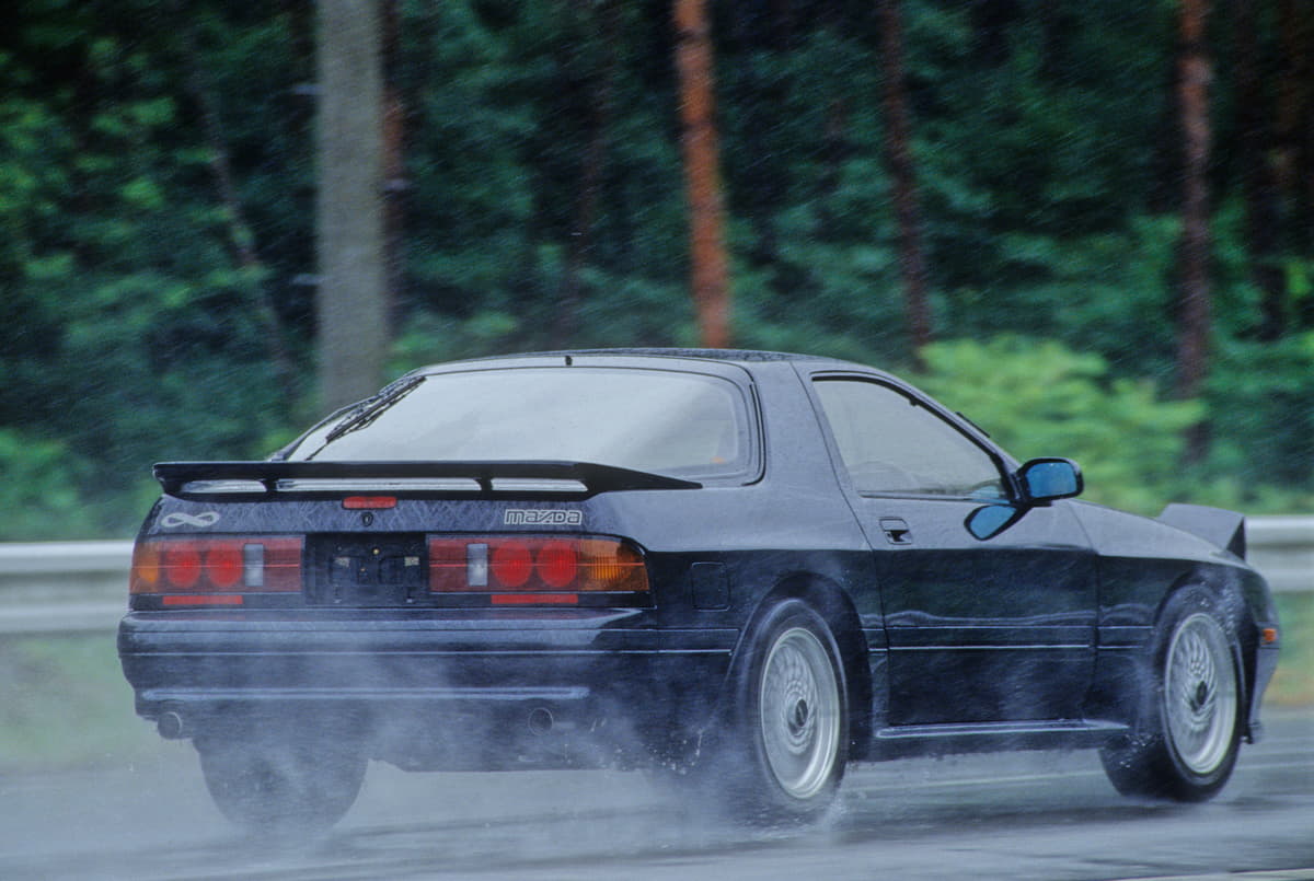 1980年代1990年代にかけて活況を呈していたFR駆動スポーツカーの名車 〜 画像28