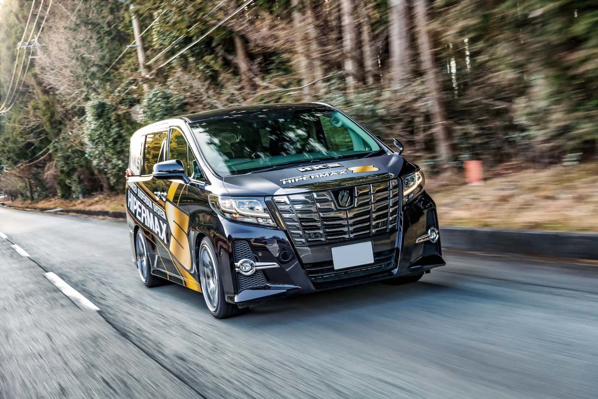 シャコタン から今流行りの シャコアゲ まで ミニバン ワゴン Suv の目的別 車高調 サスペンション選び Auto Messe Web カスタム アウトドア 福祉車両 モータースポーツなどのカーライフ情報が満載