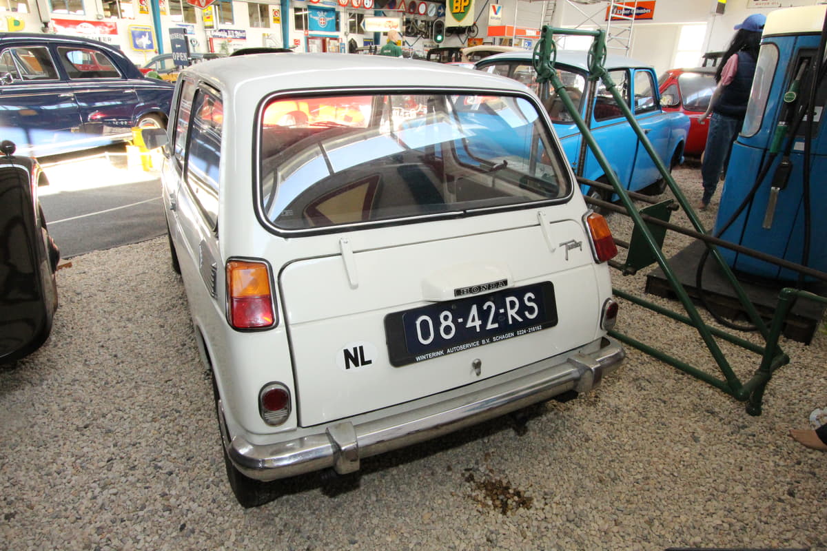 まさに 常識破り のオンパレード ホンダらしさ全開の N360 はなぜライバルを一蹴できたのか 画像 Auto Messe Web カスタム アウトドア 福祉車両 モータースポーツなどのカーライフ情報が満載