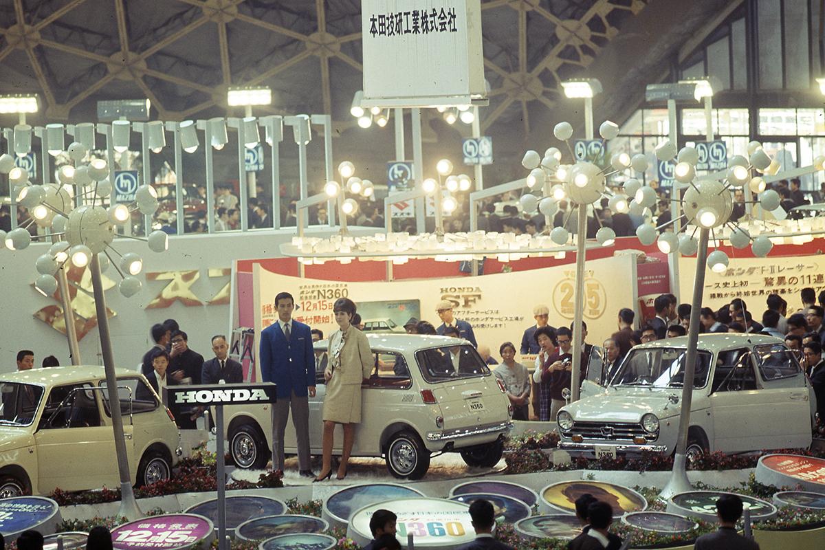 1966年第13回東京モーターショーのN360展示車