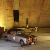 大谷資料館では採掘場で愛車を撮影