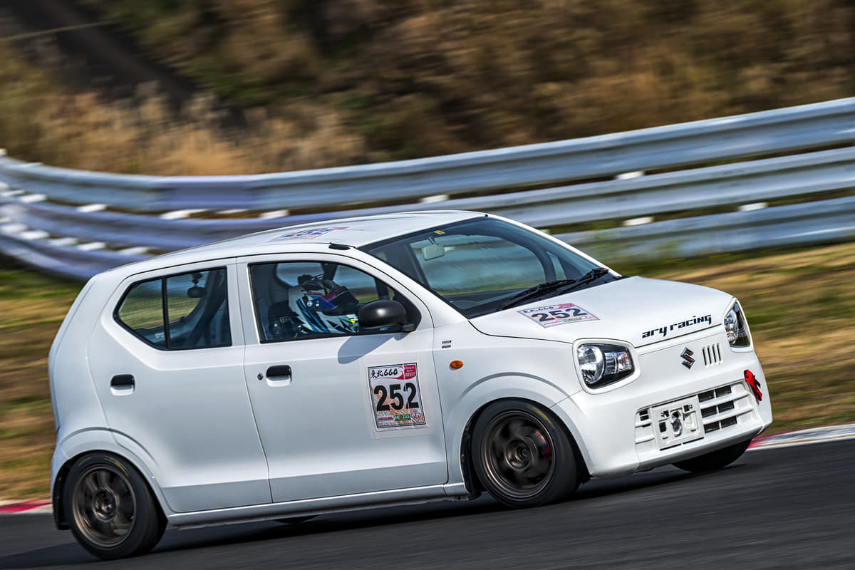 サーキットを走るなら 中古の軽が絶対おすすめ その理由は いま狙い目のmtで楽しめる 軽カー 4選 画像18 Auto Messe Web カスタム アウトドア 福祉車両 モータースポーツなどのカーライフ情報が満載