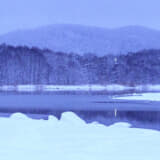 冬の湖のイメージ
