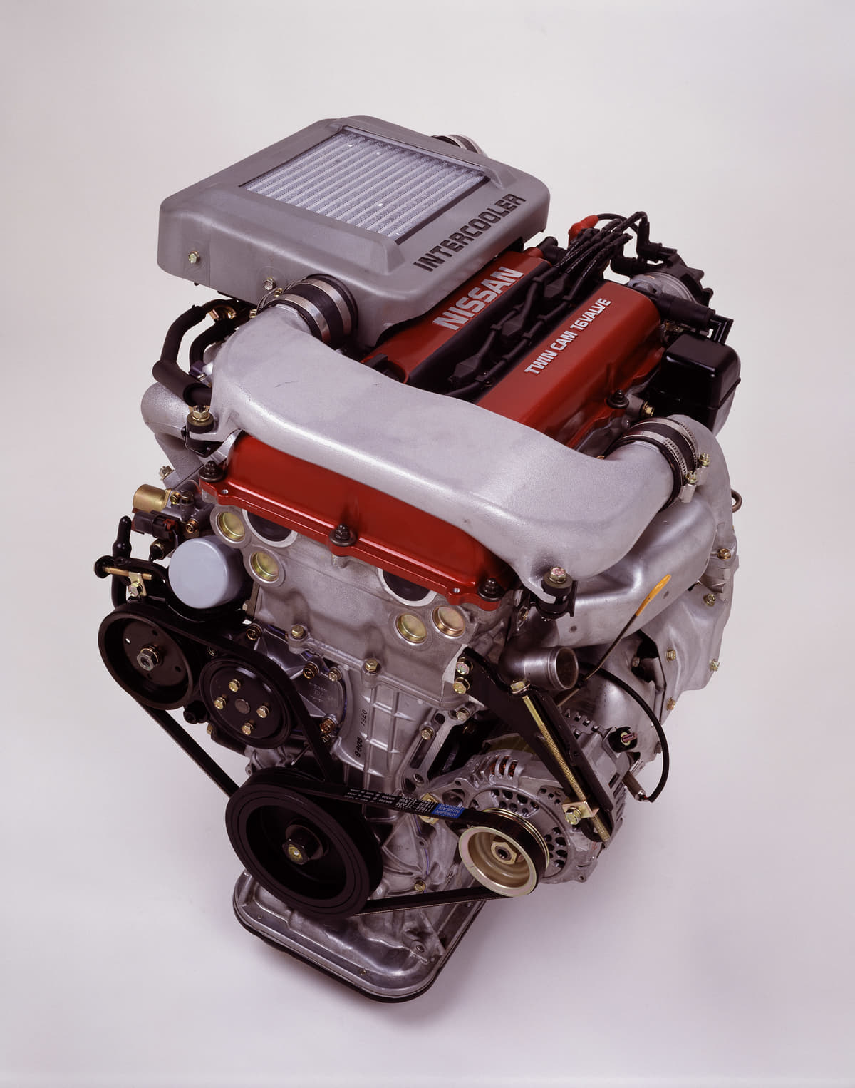 SSS-Rは1990年２リッターのSR20DETエンジンに換装