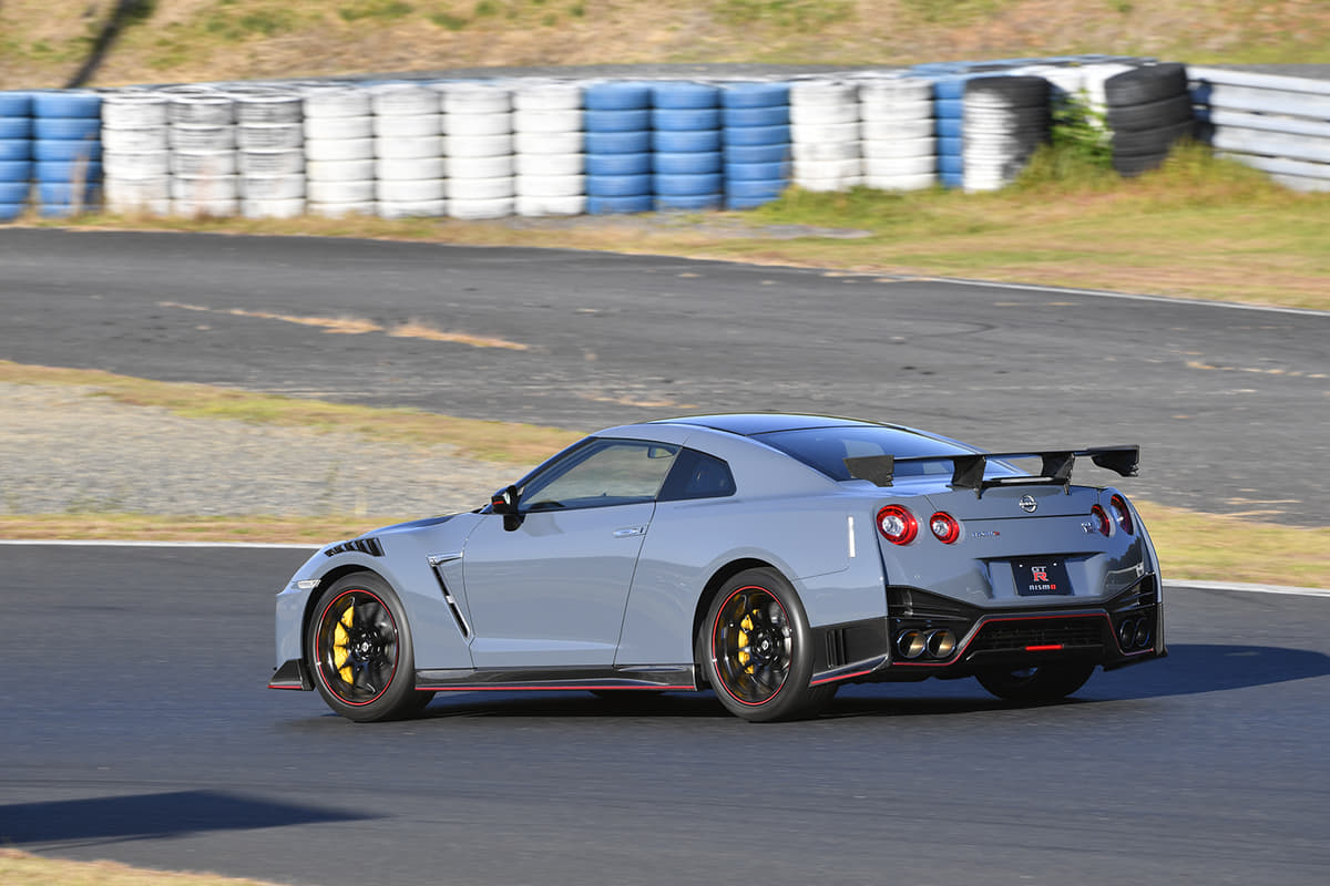 R35 GT-R NISMO Special editionのサーキットでの走り