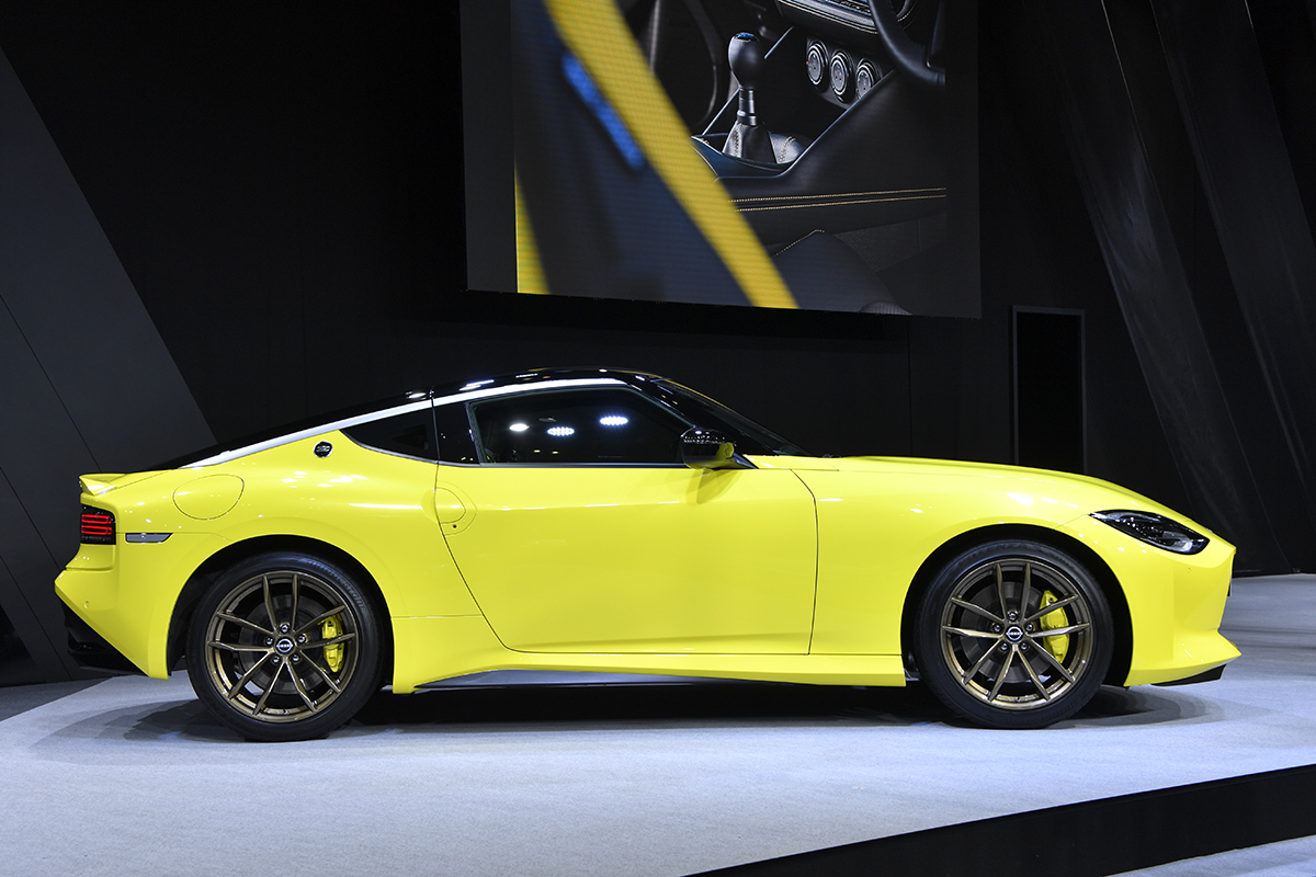 ついに国内仕様が初披露 Z432rオマージュも 新型日産フェアレディzに注目 東京オートサロン22 画像4 Auto Messe Web カスタム アウトドア 福祉車両 モータースポーツなどのカーライフ情報が満載