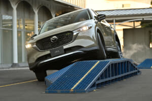 試乗 Cx 5は都会派suvかと思ったら泥系グレードもいい マイナー感ある２リッターnaエンジンもアリだった カスタム アウトドア 福祉車両 モータースポーツなどのカーライフ情報が満載 Auto Messe Web