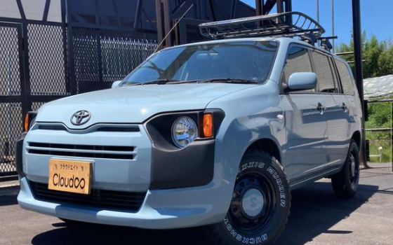 バンライフ最強のオシャレっぷり 丸目のプロボックスが センスの塊 だった カスタム アウトドア 福祉車両 モータースポーツなどのカーライフ情報が満載 Auto Messe Web