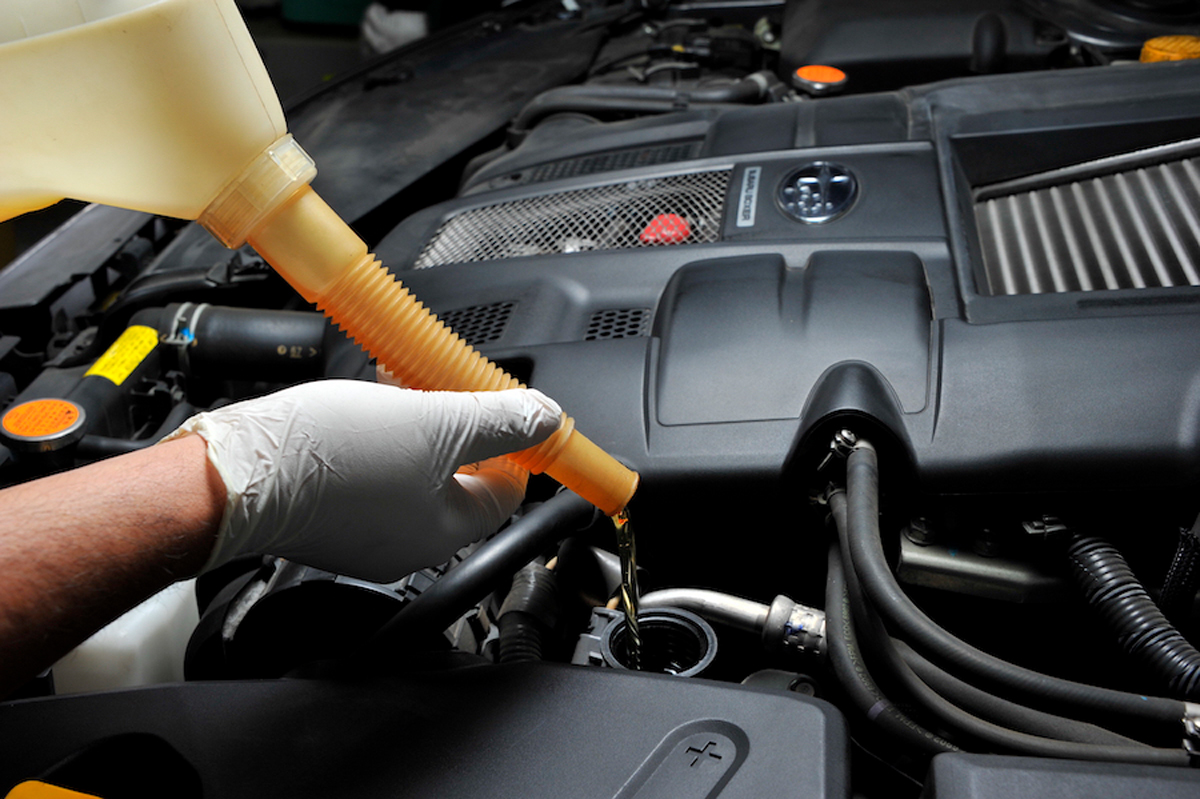 プロでも 机上 じゃわからない じつは めちゃくちゃ難しい 本気で走る人のエンジンオイルの選び方とは カスタム アウトドア 福祉車両 モータースポーツなどのカーライフ情報が満載 Auto Messe Web