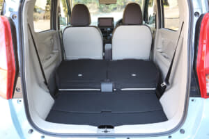 カップル 夫婦じゃちょっとムリ 広そうなのに２名での車中泊が厳しい大人気車種５台 カスタム アウトドア 福祉車両 モータースポーツなどのカーライフ情報が満載 Auto Messe Web