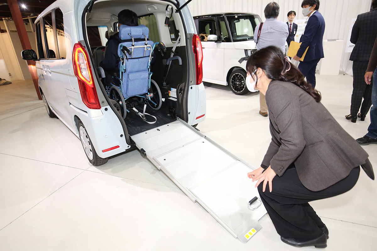 福祉車両は 価格落ち が激しい 新車で買うなら 残価設定ローン 一択だった カスタム アウトドア 福祉車両 モータースポーツなどのカーライフ情報が満載 Auto Messe Web