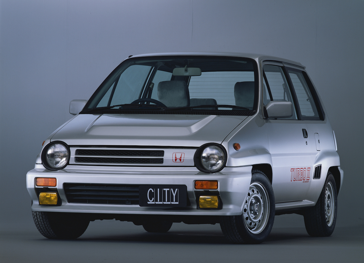 最強のマルチプレイヤー確定 都会人にとって 背の高い軽自動車 はまさに魔法の箱だった カスタム アウトドア 福祉車両 モータースポーツなどのカーライフ情報が満載 Auto Messe Web