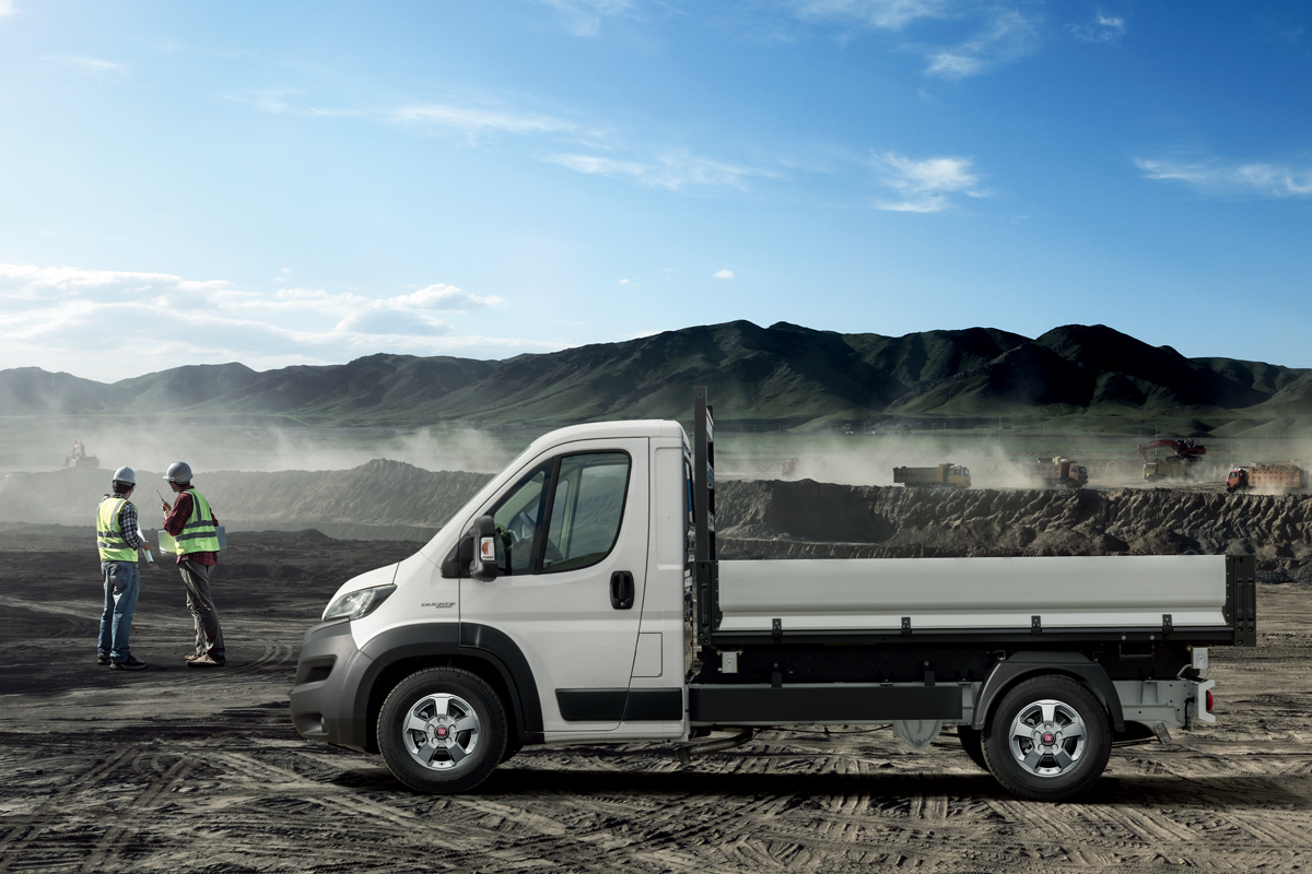 なぜか日本でウケるヨーロッパの商用車 まもなく上陸する欧州王者の デュカート に期待しかない 画像21 Auto Messe Web カスタム アウトドア 福祉車両 モータースポーツなどのカーライフ情報が満載 なぜか日本でウケるヨーロッパの商用車 まもなく上陸する欧州王者の デュカート に期待しかない 画像21 Auto Messe Web カスタム アウトドア 福祉車両 モータースポーツなどのカーライフ情報が満載