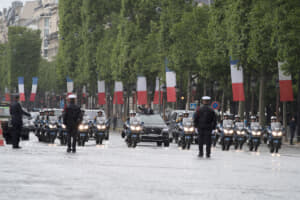 【画像】歴代大統領はクルマで個性をアピール！　フランス大統領車のキャラの濃さが圧倒的 〜 画像4
