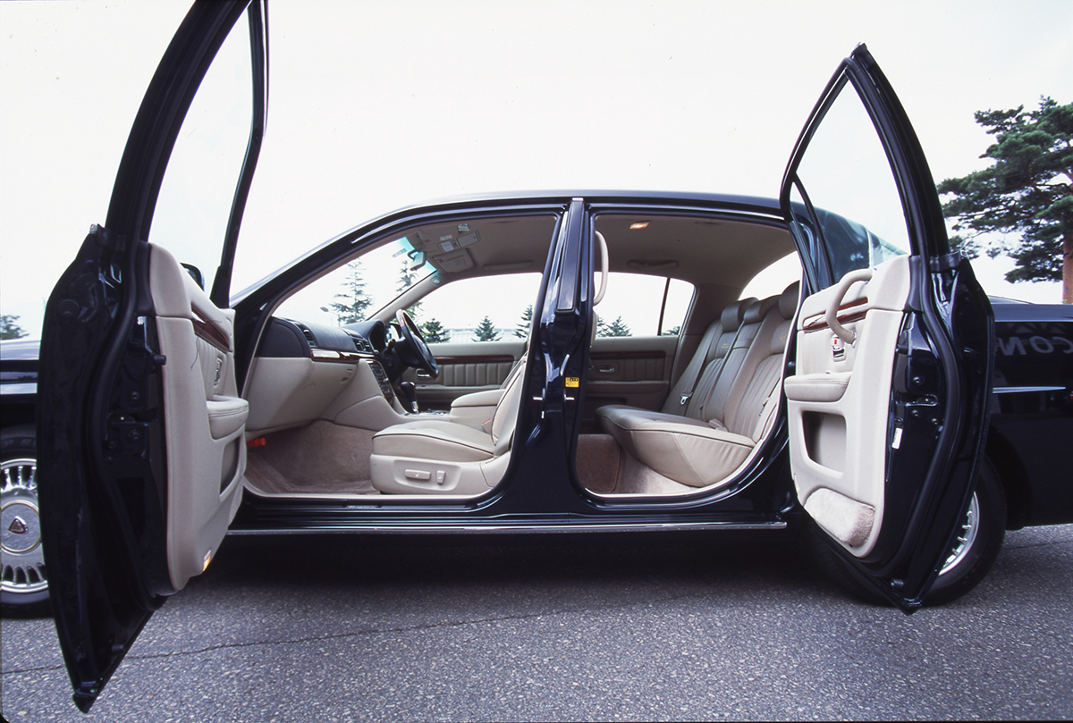 トヨタ１億台達成記念車 観音開きの トヨタ オリジン は本気すぎる１台だった カスタム アウトドア 福祉車両 モータースポーツなどのカーライフ情報が満載 Auto Messe Web