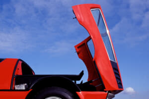 【画像】マセラティ初のミッドシップ「ボーラ」はシトロエンからの提案で誕生したスーパーカーだった 〜 画像44