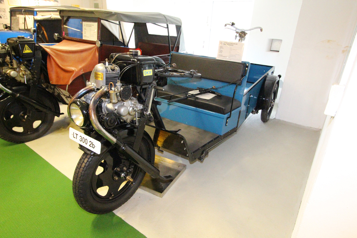 ドイツのフラモ社による1931年製のオート3輪