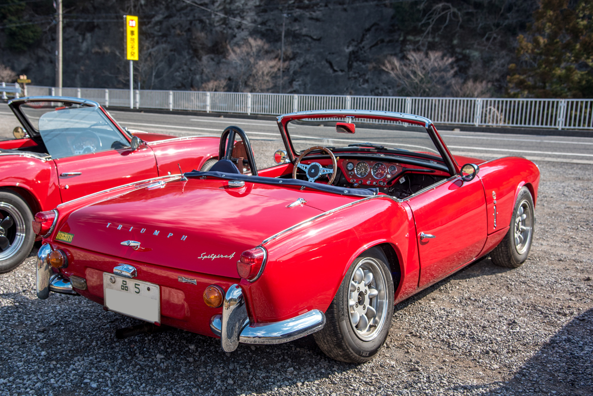 ズバリ クラシックカーは何が楽しいのか イギリスの名車 トライアンフ スピットファイア のオーナーたちに直撃 カスタム アウトドア 福祉車両 モータースポーツなどのカーライフ情報が満載 Auto Messe Web
