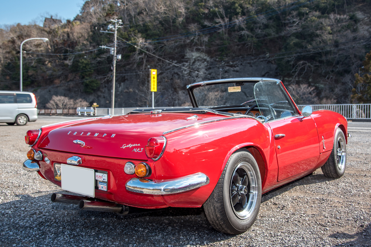 ズバリ クラシックカーは何が楽しいのか イギリスの名車 トライアンフ スピットファイア のオーナーたちに直撃 画像39 Auto Messe Web カスタム アウトドア 福祉車両 モータースポーツなどのカーライフ情報が満載