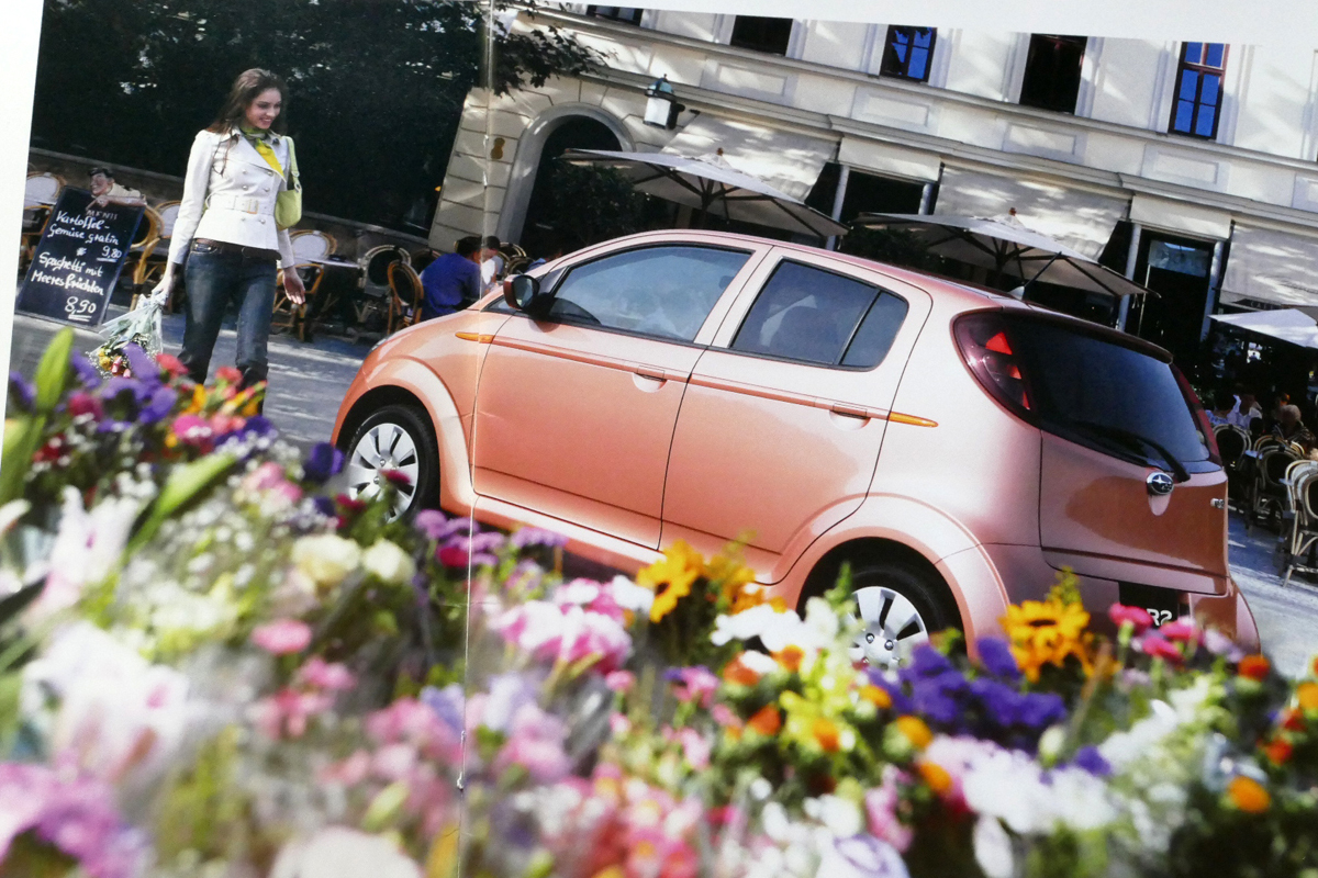 スバル360の正統な後継車 21世紀に蘇った てんとう虫 の R2 R1 はやっぱり名車だった 画像5 Auto Messe Web カスタム アウトドア 福祉車両 モータースポーツなどのカーライフ情報が満載