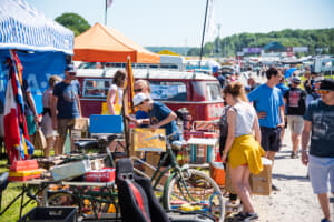 クルマ好きの 癒しの場 オフ会が危機 マナー違反から違法までトラブル続出 カスタム アウトドア 福祉車両 モータースポーツなどのカーライフ情報が満載 Auto Messe Web クルマ好きの 癒しの場 オフ会が危機 マナー違反から違法までトラブル続出 カスタム アウトドア 福祉車両 モータースポーツなどのカーライフ情報が満載 Auto Messe Web