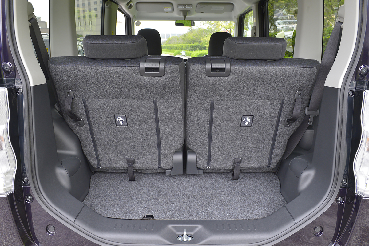 予算100万円で荷室の広さ重視ならスーパーハイト軽一択 広々ラゲッジをもつ中古軽自動車３選 画像8 Auto Messe Web カスタム アウトドア 福祉車両 モータースポーツなどのカーライフ情報が満載