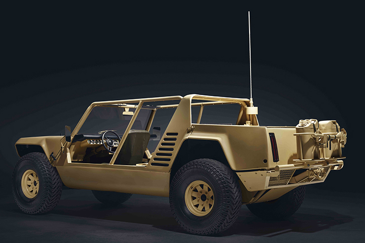 超極悪燃費のリッター750mってマジか ランボルギーニの元祖市販suv Lm002 カスタム アウトドア 福祉車両 モータースポーツなどのカーライフ情報が満載 Auto Messe Web