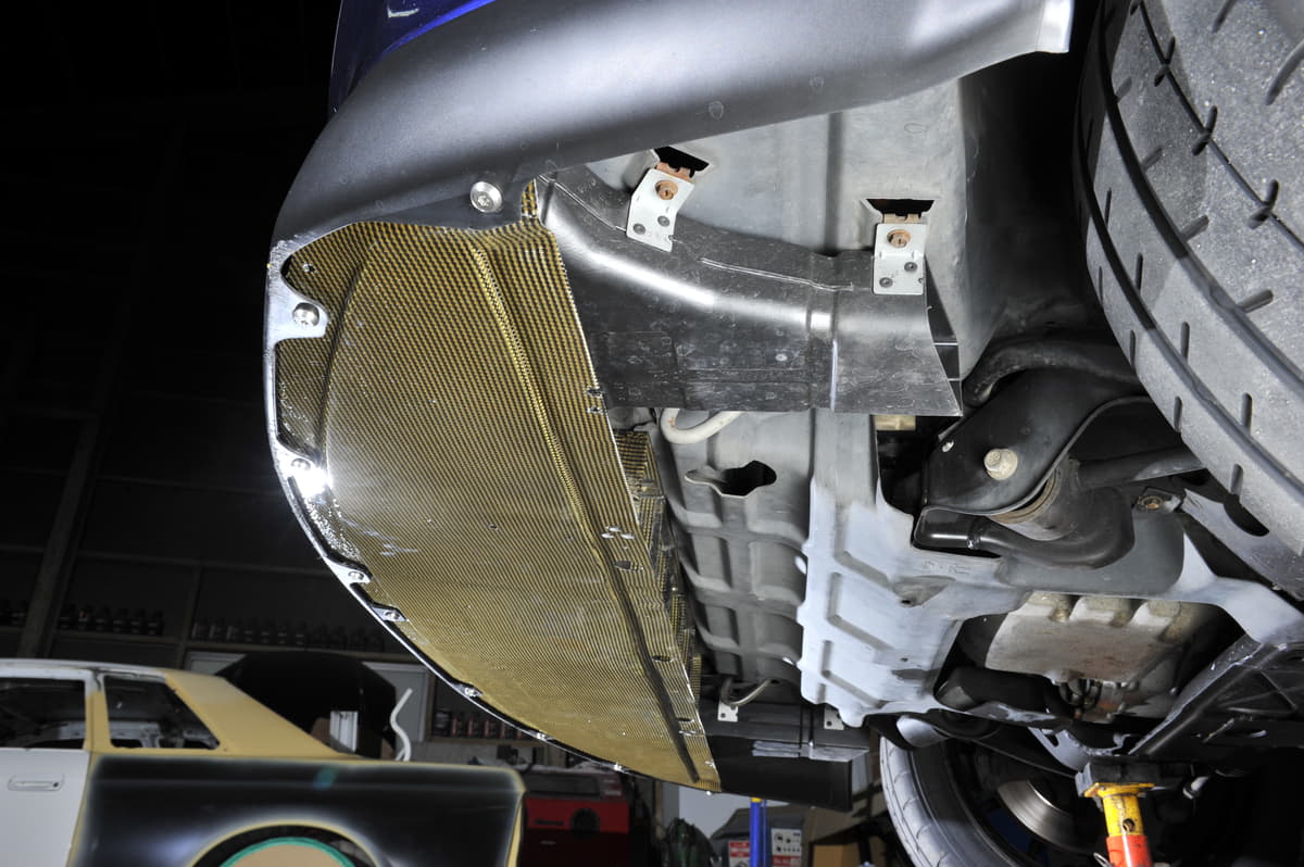 なんと市販車でもダウンフォースが68倍 リヤのボディ下の空力パーツ ディフューザー とは 画像6 Auto Messe Web カスタム アウトドア 福祉車両 モータースポーツなどのカーライフ情報が満載
