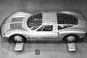 【画像】メルセデスの幻のロータリーエンジン車！　コンセプトカー「C111」とは 〜 画像74