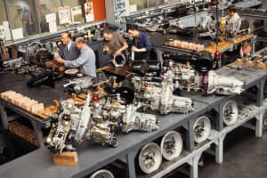 【画像】メルセデスの幻のロータリーエンジン車！　コンセプトカー「C111」とは 〜 画像78