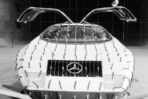 【画像】メルセデスの幻のロータリーエンジン車！　コンセプトカー「C111」とは 〜 画像11
