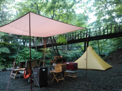 雨のキャンプ場