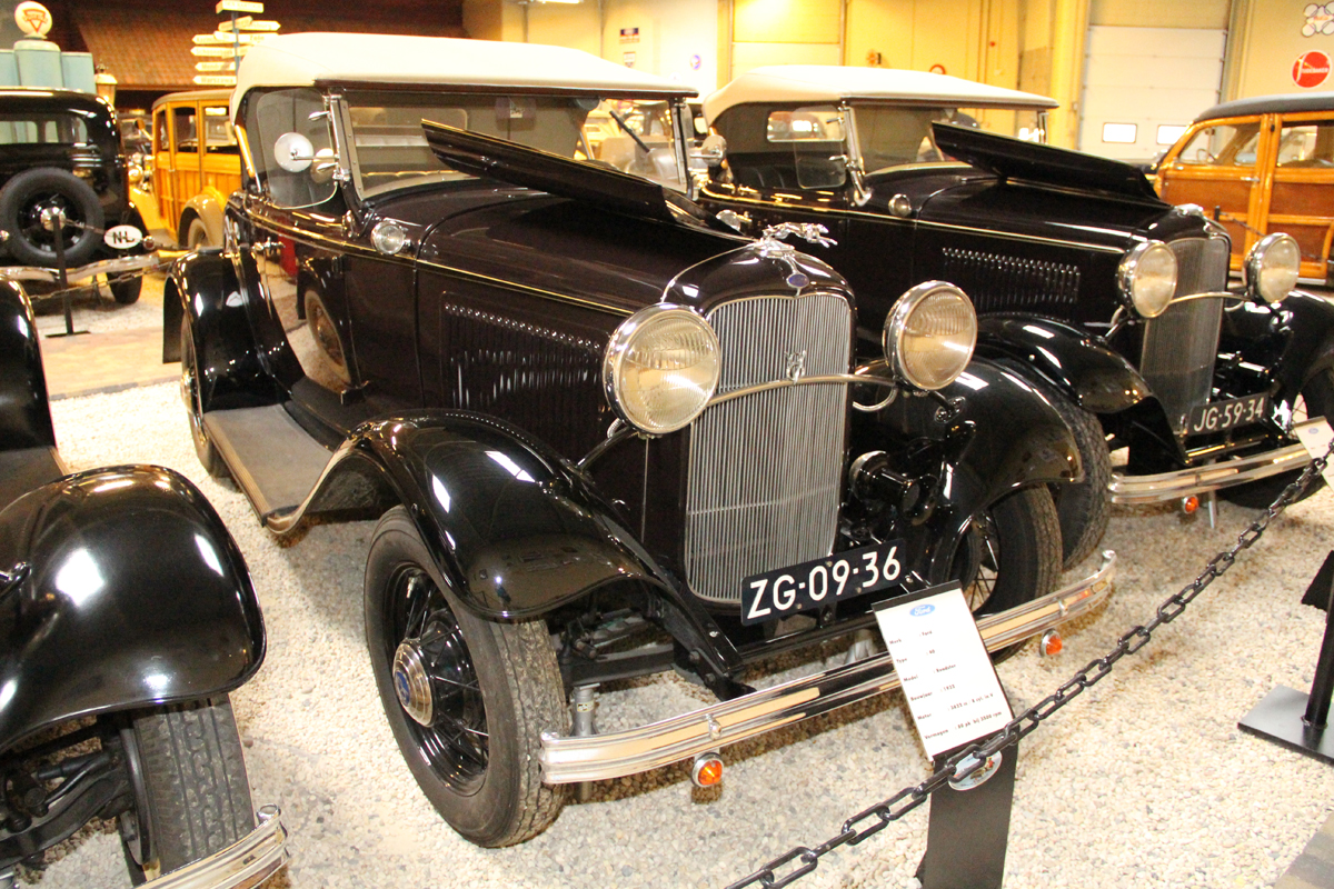 1932年式フォード・モデル40 V8