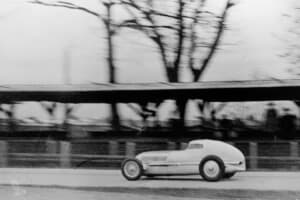 【画像】戦前にまさかの432km/hを達成！　1930年代ベンツのシルバーアロー伝説が圧巻 〜 画像4